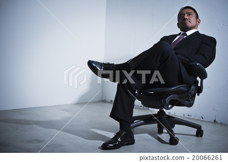 1 Middle Businessman 1 Middle Businessman 20066261