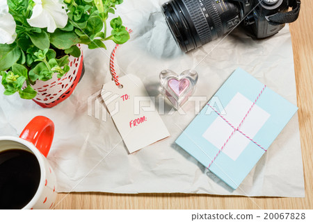 Lovely cards,tags,Petunia,heart shape 20067828