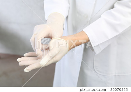 Doctor who removes gloves (researcher of Raiko) Doctor who removes gloves (researcher of Raiko) 20070323