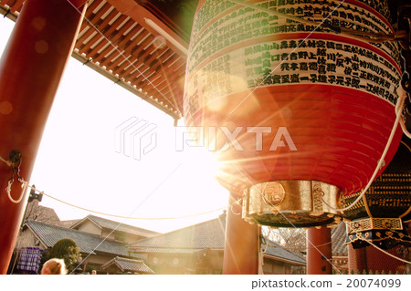 Flare up at Kaminarimon, Big Lantern at Asakusa Flare up at Kaminarimon, Big Lantern at Asakusa 20074099