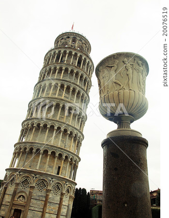 Pisa Leaning Tower, Italy 20076519