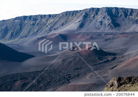 Haleakala Crater, Maui, Hawaii - 9 20076644