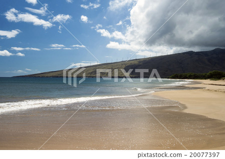 Kearria Beach, Maalaea Bay, Maui, Hawaii - 1 20077397