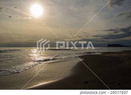 Evening view of Inamuragasaki 20077897