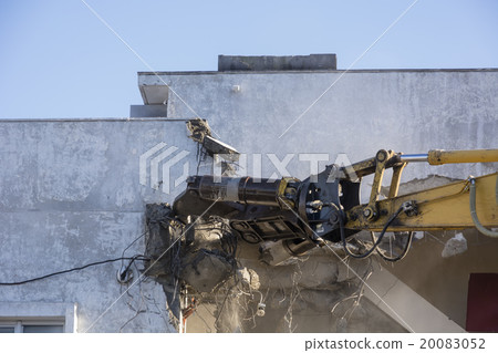 Building demolition work 20083052