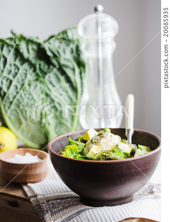 Winter vegetable salad with broccoli, avocados 20085935