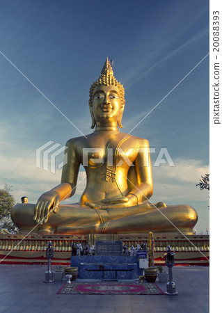 Golden Buddha sculpture Golden Buddha sculpture 20088393