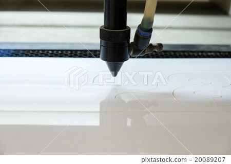 cutting machine carving on the plastic plate cutting machine carving on the plastic plate 20089207