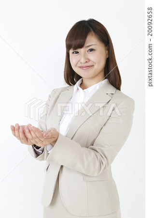 To put in hands 20092658