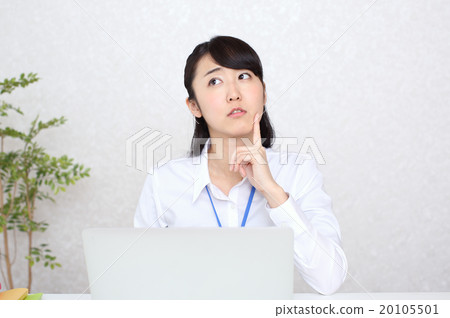 陷入困境的女商人 20105501