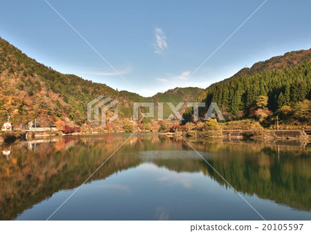 Nakayama Noriyama Dam Lake and Sky 20105597