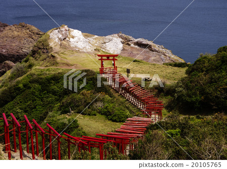 Former Nagami Inage Shrine Horizontal red torii Former Nagami Inage Shrine Horizontal red torii 20105765