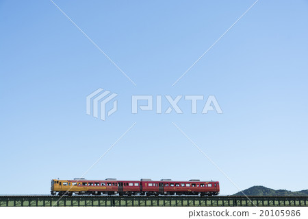 JR Shikoku sightseeing train Iyinada Nagagata Iyo Osu - Nishijosu JR Shikoku sightseeing train Iyinada Nagagata Iyo Osu - Nishijosu 20105986