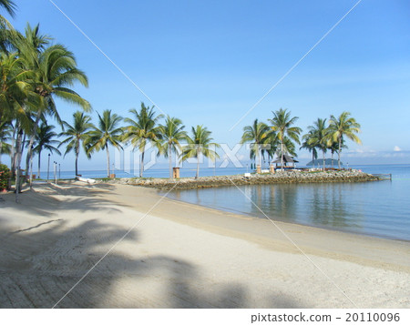 The sea of Borneo 20110096