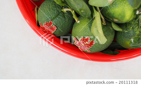 Green orange in Chinese wedding 20111318