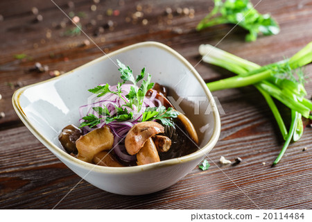 Marinated mushrooms Marinated mushrooms 20114484