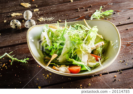 caesar salad 20114785