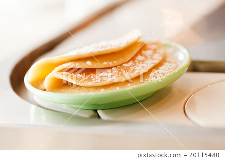 sweet pancakes 20115480