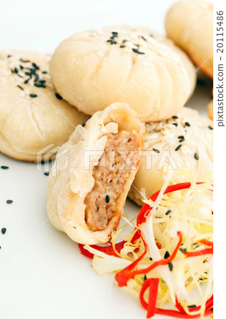 Chinese dumplings 20115486