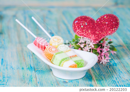 Sweet food candy with red heart love symbol Sweet food candy with red heart love symbol 20122203