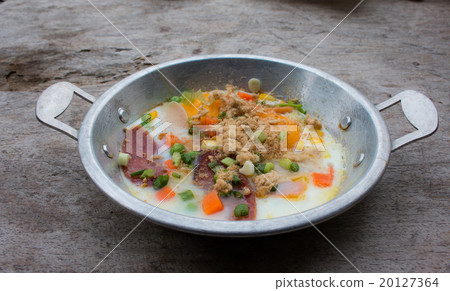 Hot egg dish Hot egg dish 20127364