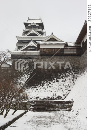 與大雪的熊本城堡 與大雪的熊本城堡 20127561