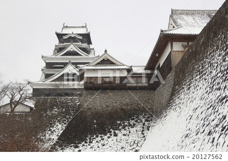 與大雪的熊本城堡 與大雪的熊本城堡 20127562
