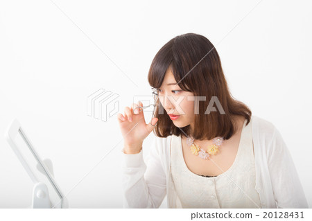 化妝時的女性 20128431