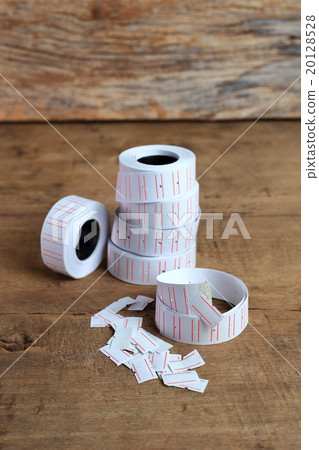 price tags 20128528