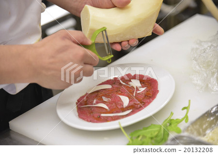 Raw ham, cheese, appetizer 20132208