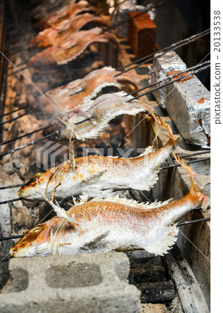 Sea bream Sea bream 20133538