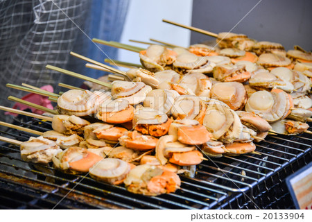 Scallop with skewers Scallop with skewers 20133904