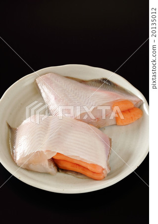 紅狐狸用魚卵 20135012