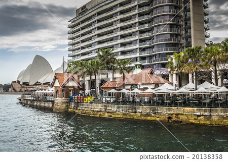 The city of Sydney and the Opera House The city of Sydney and the Opera House 20138358