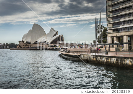 The city of Sydney and the Opera House The city of Sydney and the Opera House 20138359