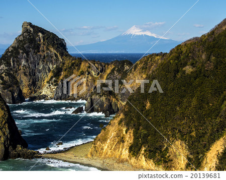 A wonderful view of Nishiizu-sousenmen gate 20139681