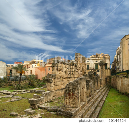 Ancient Greek APOLLO'S TEMPLE .Syracuse,Sicily 20144524