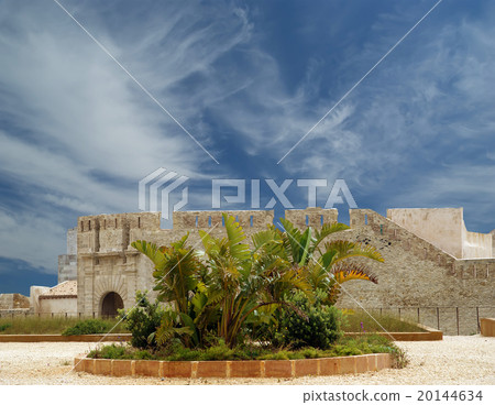 Castle Syracuse. Sicily, Italy. Castle Syracuse. Sicily, Italy. 20144634