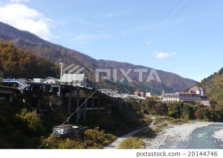 黑部河,宇奈月站和宇奈月溫泉街 黑部河,宇奈月站和宇奈月溫泉街 20144746