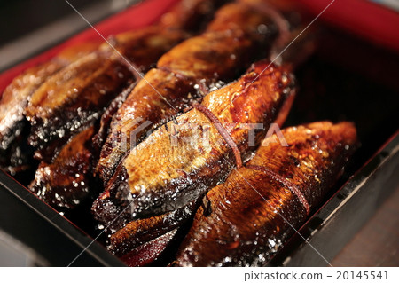 鯡魚加糖煮熟 鯡魚加糖煮熟 20145541