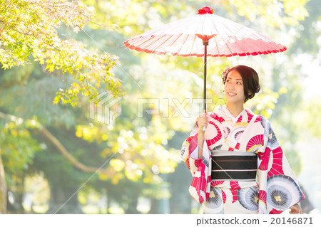 A woman in a kimono A woman in a kimono 20146871