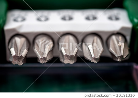 A set of screwdriver bits 20151330
