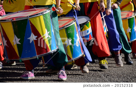 Brazilian percussion 20152318