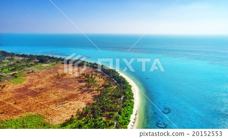Beautiful tropical island from above.  20152553