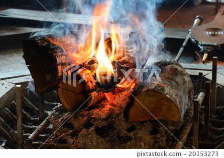 溫暖的壁爐 20153273