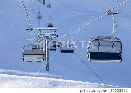 Ski-lift at early morning Ski-lift at early morning 20153582