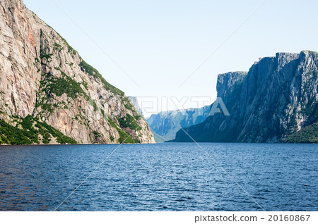 Inland fjord between rugged steep cliffs 20160867