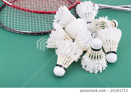Group of worned out badminton shuttlecock  20161713