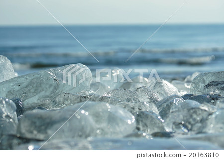 Otsu beach in winter (Toyokohama) 20163810
