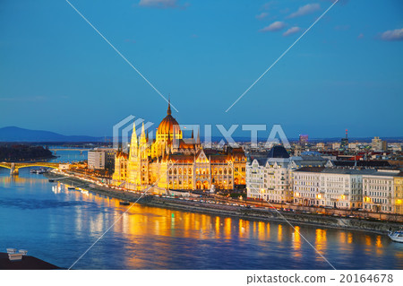 Parliament building in Budapest, Hungary 20164678